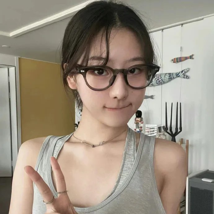 美女与液体人